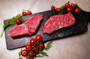 Sirloin - nízký roštěnec Sirloin - nízký roštěnec